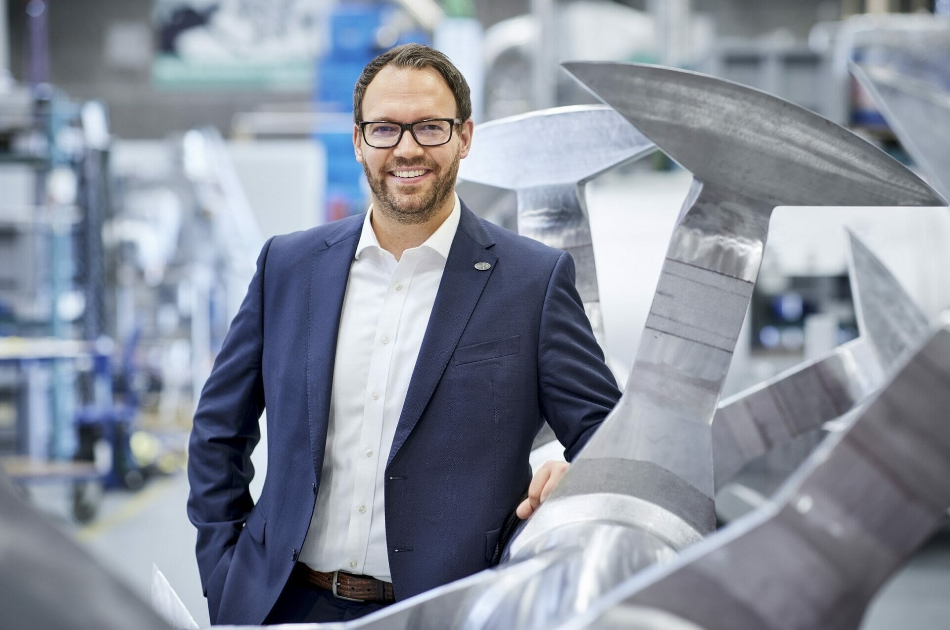EURO COSMETICS Magazine • Maximilian Hoyer new managing director of Lödige • Euro Cosmetics • Euro Cosmetics
