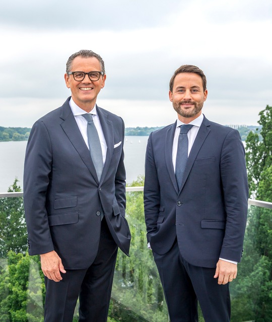 EURO COSMETICS Magazine • Berg + Schmidt is reorganized and celebrates 70 years of innovation • Euro Cosmetics • Euro Cosmetics
