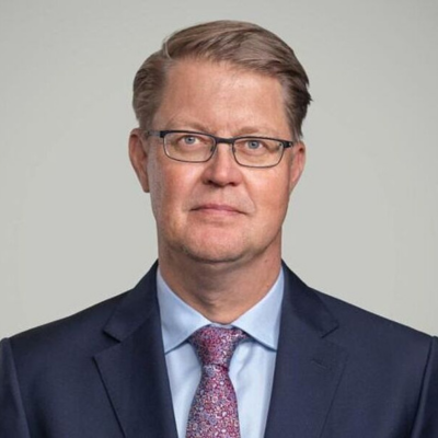 EURO COSMETICS Magazine • Brenntag SE: New CEO Jens Birgersson assumes direct leadership of the Brenntag Essentials division as Ewout van Jarwaarde steps down from the Board of Management, ensuring a continued business focus • Euro Cosmetics • Euro Cosmetics